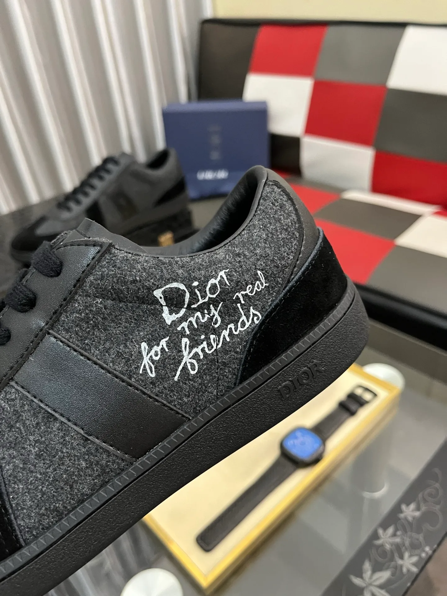 Men's shoes 💰400⌚️⌚️ 【Dior*DIAO】original quality.~ Unique modern style sneakers. 🏃A must-have casual shoe for trendy men😍😍 Original brand imported from Italy, imported original leather, sheep lining (refuses to discolor and grind feet) Sole: Original sole provided by the original factory, French lazy style design ⚠️Fit to the feet, original quality, super comfortable original sole. Code number: 38-443️⃣Colors available